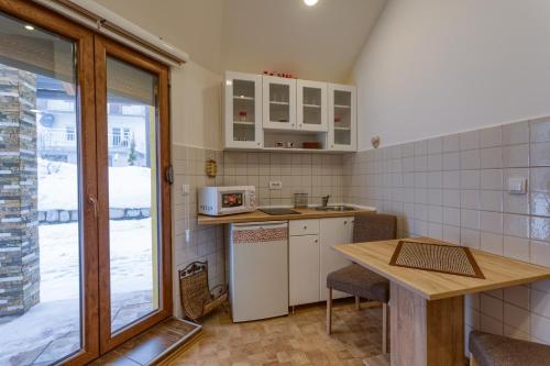 Omiljeni Apartments - image 3