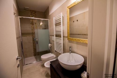 Golden Suite - image 2