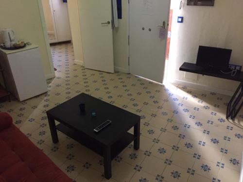 Antilla Riad - main image