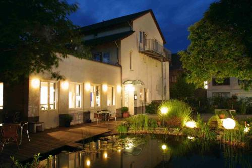 A szálláshely kívülről, Hotel ZweiLinden in Meckenheim