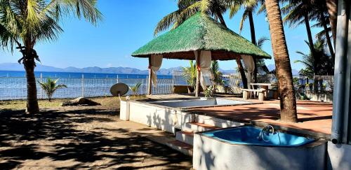 Balayan Beach House W Dipping Pool Jacuzzi Balayan