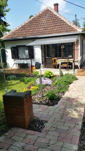  Csónakos vendégház in Gárdony