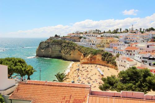  CASA CEDRO - VISTA MAR 1, Ferienwohnung in Carvoeiro