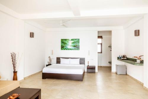 Green Parrot Beach Resort in Tangalle