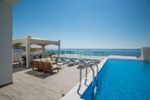 The Sea-Bank Villa Apartments Marsascala