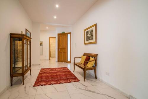 The Sea-Bank Villa Apartments in Марсаскала