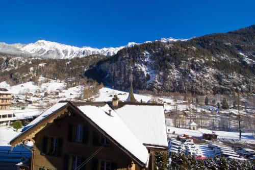 Vistas, Hotel Hornerpub in Lauterbrunnen