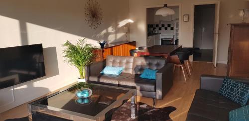  Appartement in residentie Silverbeach met binnenzwembad, Unterkunft in De Haan