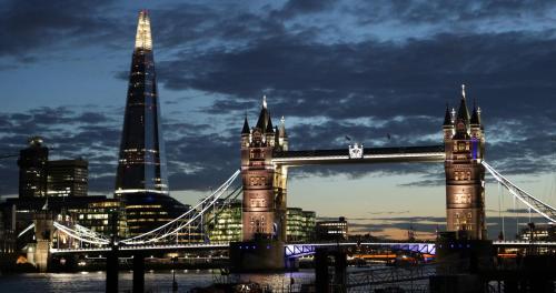 Luxurious Central Kensington Apartment - image 5