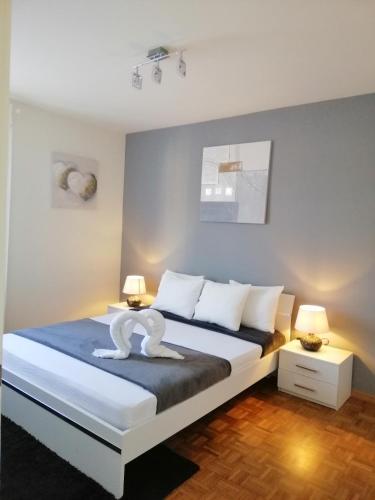  WHITE PEARL, Pension in Lausanne