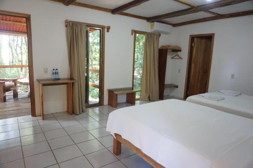 2 double beds