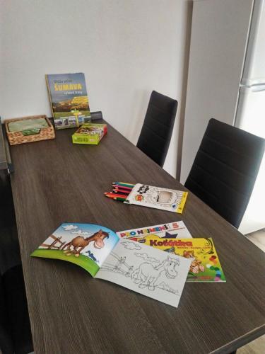 Atracciones, Lentilka in Horni Plana