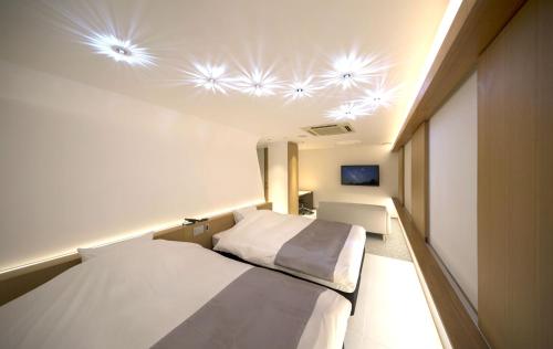 HOTEL THE Grandee Shinsaibashi Namba - image 2