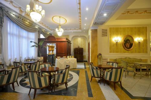 Bar/lounge, Zanhotel Europa near Bologna-Centrale Train Station