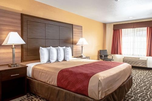 Executive Inn westleyCA - image 8