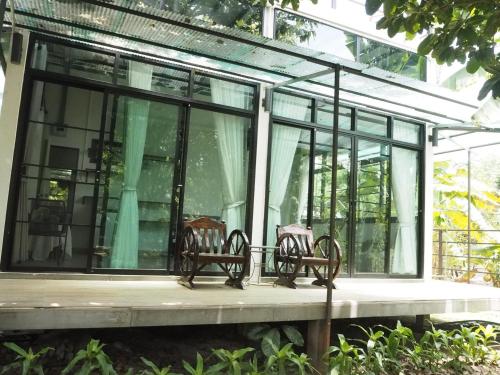 Entrance, Bann Rai Klai Weang Homestay near Kanta Elephant Sanctuary