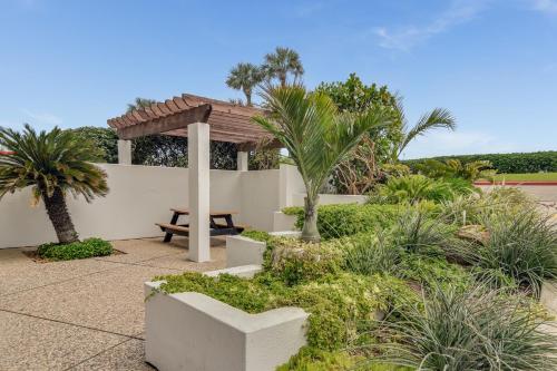 Book Now - Beach Open! #304 Beachfront Serenity