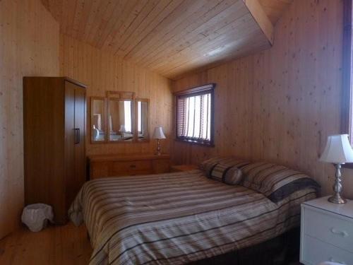 Gite La Maison Chez J.P. Bed and Breakfast in Havre aux Maisons (QC)