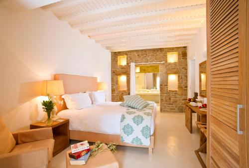 Petinos Beach Hotel in Міконос