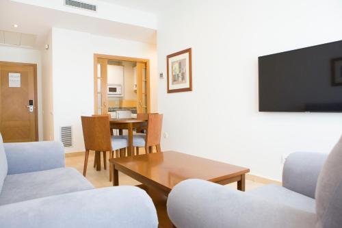 Aparthotel Albufera - image 10