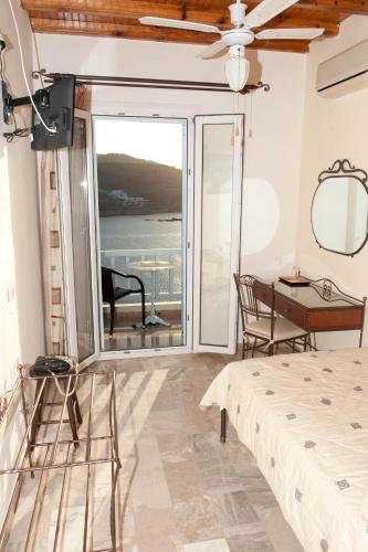 1 twin bed