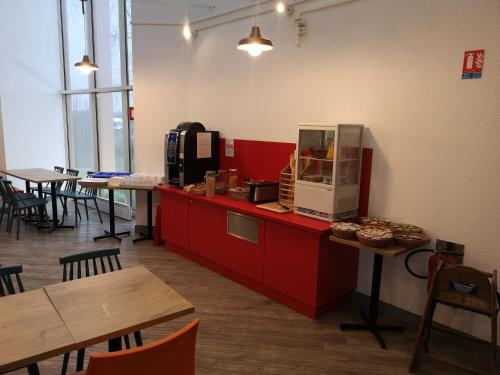 hotelF1 Nemours - image 10