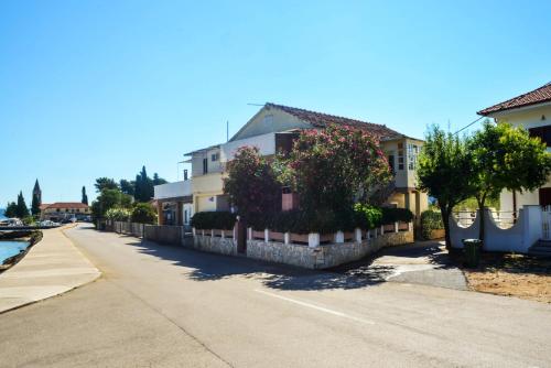  Apartment Luka 2 in Ždrelac