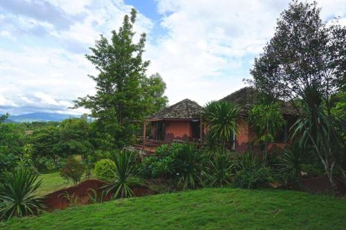 The Lookout Pai - Mountain View Hideaway in Wiang Tai