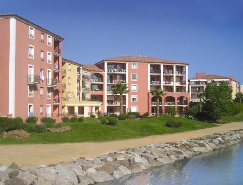 Lagrange Vacances Port-Marine - image 5