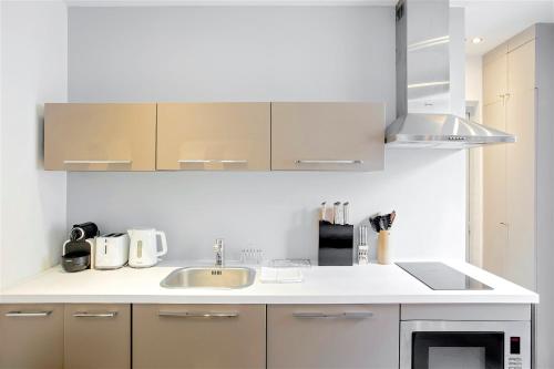 Apartment Opéra / Galeries Lafayette - image 13