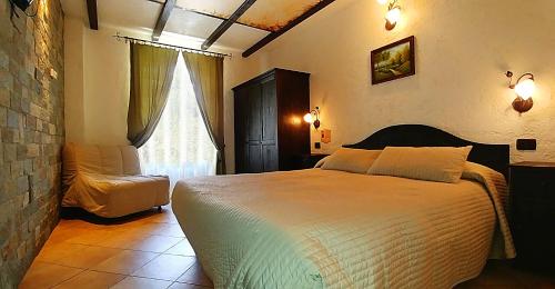 Chalet Sul Lago Hotel In Montagna in Moncenisio