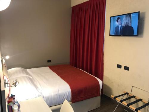 Ibis Styles Varese Stop at Yes Hotel Varese MXP to discover the wonders of Varese. The hotel offers guests a range of services and amenities designed to provide comfort and convenience. Service-minded staff will welcome
