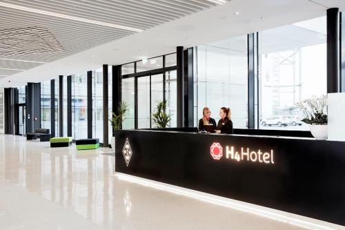 บริการและสิ่งอำนวยความสะดวก, H4 Hotel Mönchengladbach im BORUSSIA-PARK (H4 Hotel Monchengladbach im BORUSSIA-PARK) in มึนเชนกลัดบัค