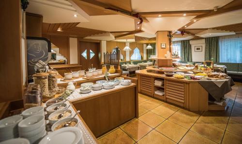 Vitaurina Royal Hotel - 레스토랑