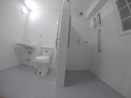 Double Room - Disability Access image 3