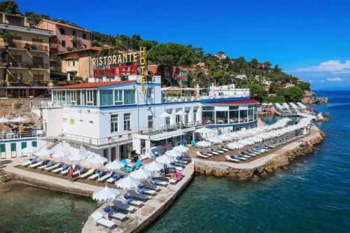 Hotel La Caletta - image 8