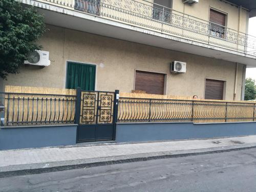  Limone & Girasole in Fiumefreddo di Sicilia