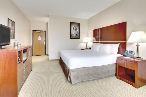 Hollywood Casino Joliet Hotel – Joliet, IL