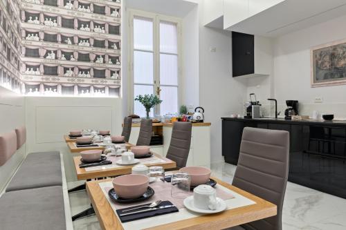Cavour Suites Guest House - LGBTQIA friendly - 레스토랑