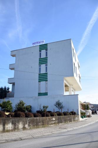 Hotel Latifi in トレヴェラゼル