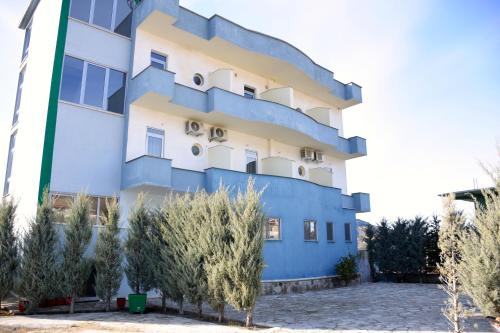 Hotel Latifi in トレヴェラゼル