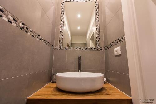 Silver Suite - image 3