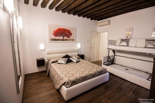Silver Suite - image 6