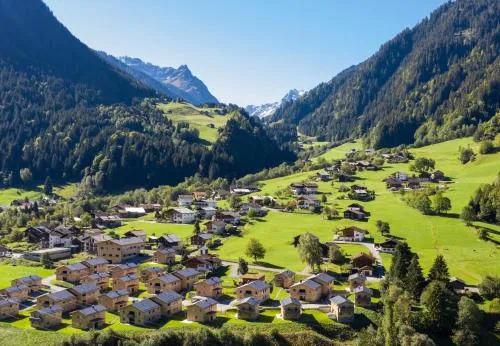 Chalet Resort Montafon I - Chalets & Chalet-Apartments in Sankt Gallenkirch, Österreich