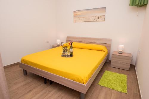 2 bedrooms, 3 beds