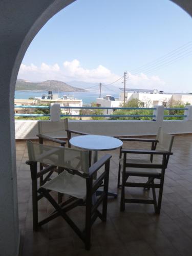 Stavros Apartments