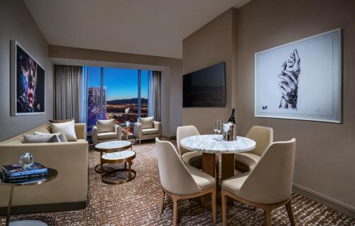 Facilities, Palms Casino Resort in West of The Strip