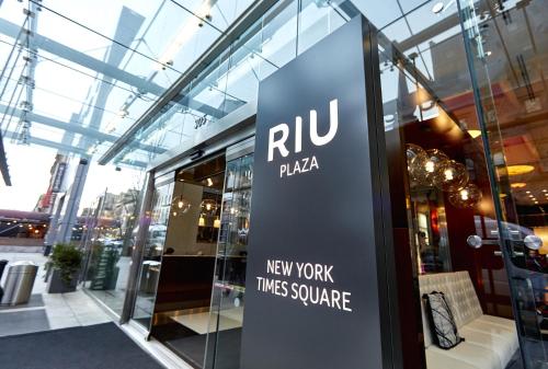 Riu Plaza New York Times Square - image 4