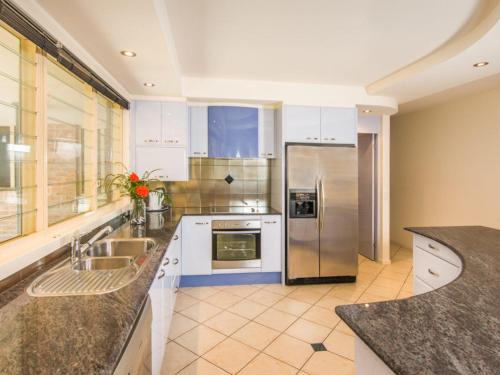 Boomerang Hideaway - at Tranquil acreage in Boomerang Beach