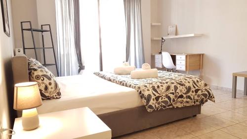Palette Apartment Champagne - Athens Center 6 BD 3 BATH - image 6